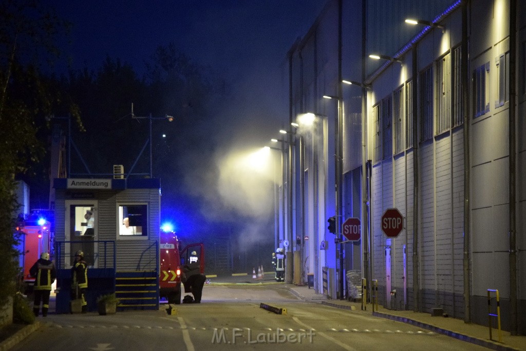 Feuer 2 AVG Koeln Rath Heumar Wikingerstr P012.JPG - Miklos Laubert